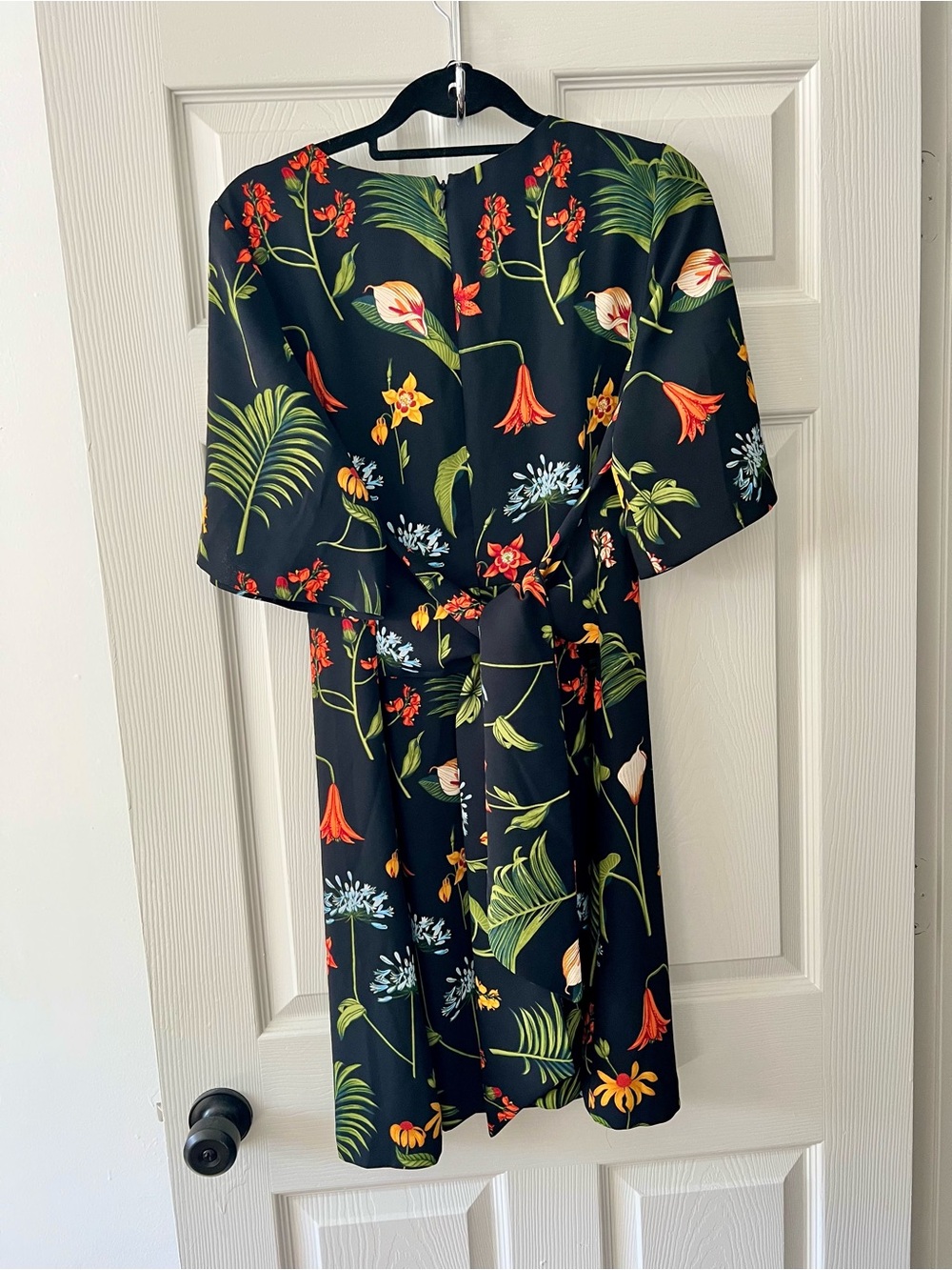 Ann Taylor Black Mini Dress with Tropical Floral Print - Picture 4 of 4